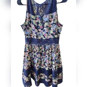 Lauren Conrad womens floral dress